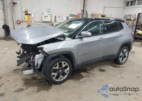 2018 Jeep Compass Limited 4X4 z USA, uszkodzony, nr VIN 3C4NJDCB8JT463550
